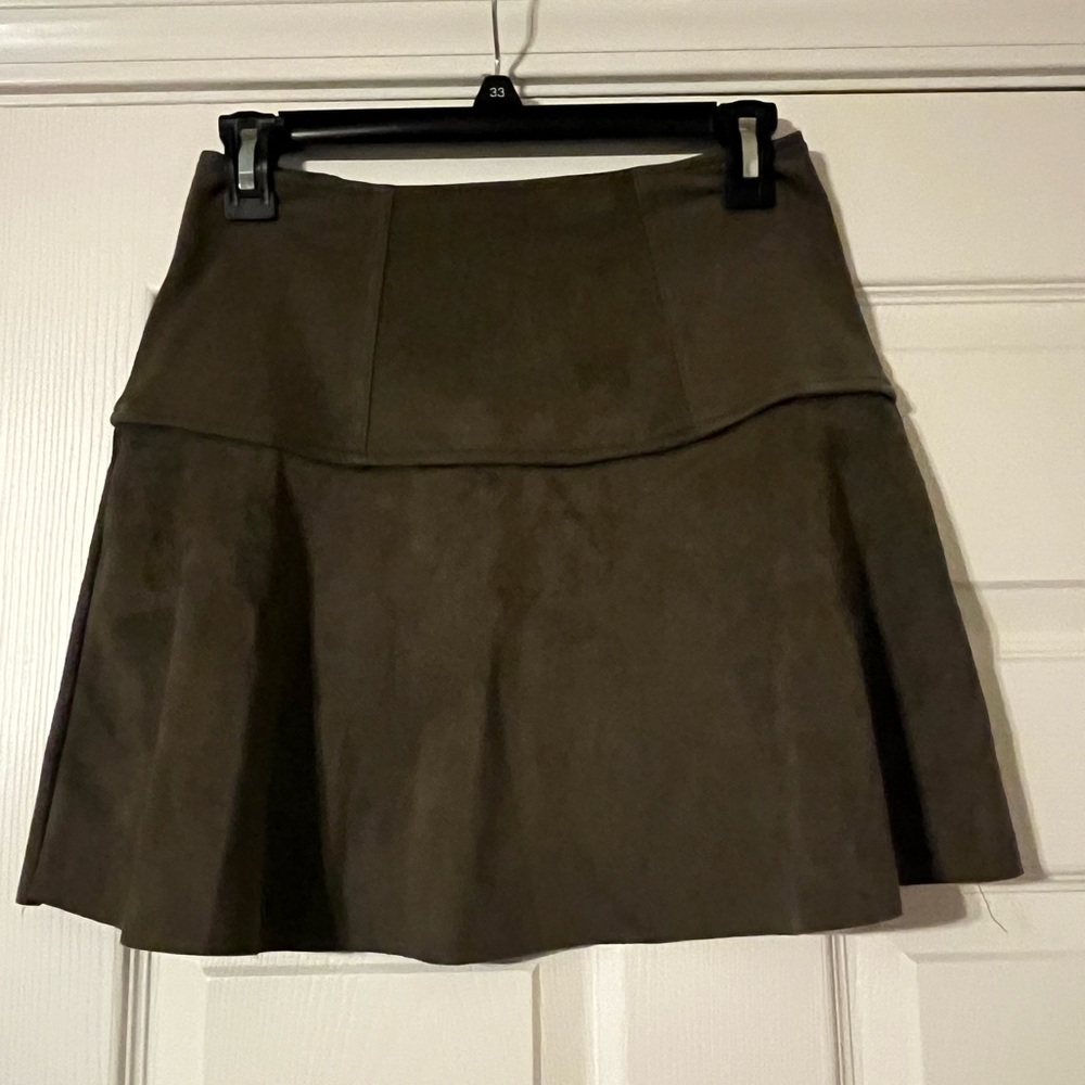Easel Green Pleated A-Line Mini Skirt for Work